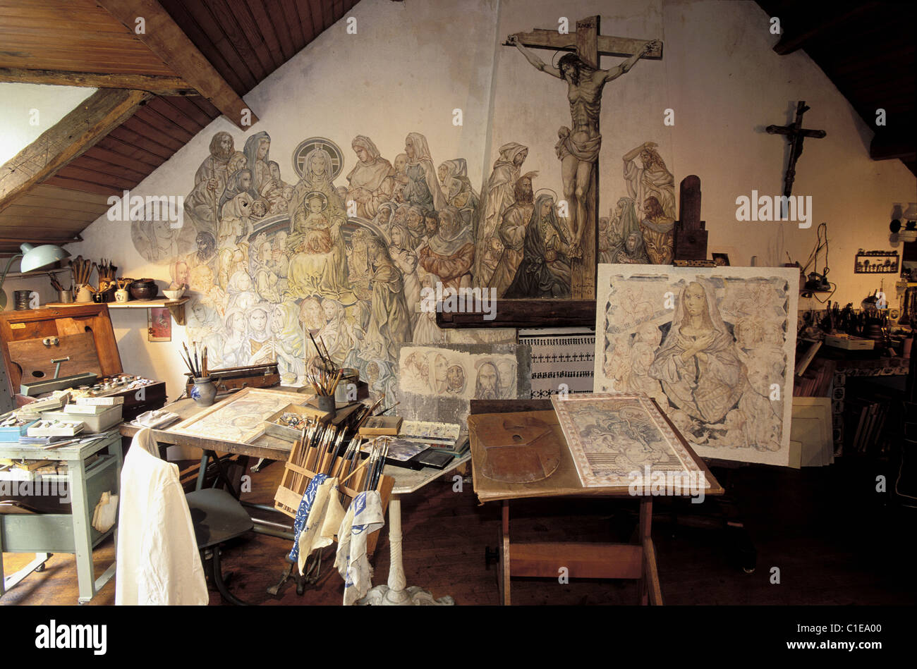 France, Essonne, Villiers le Bâcle, studio house of the painter