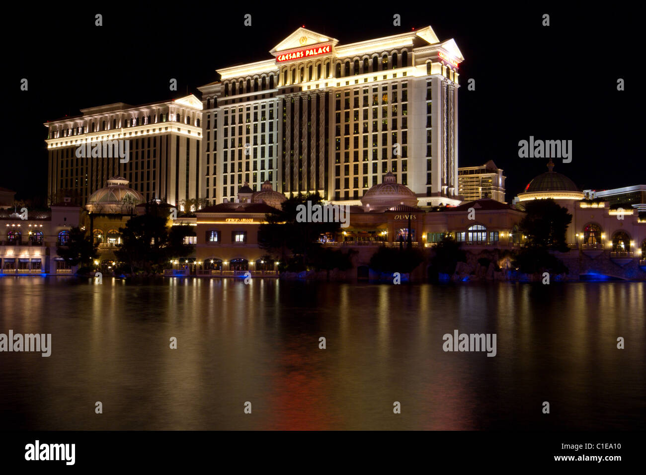 Las Vegas Nightlife editorial stock photo. Image of palace - 74301663