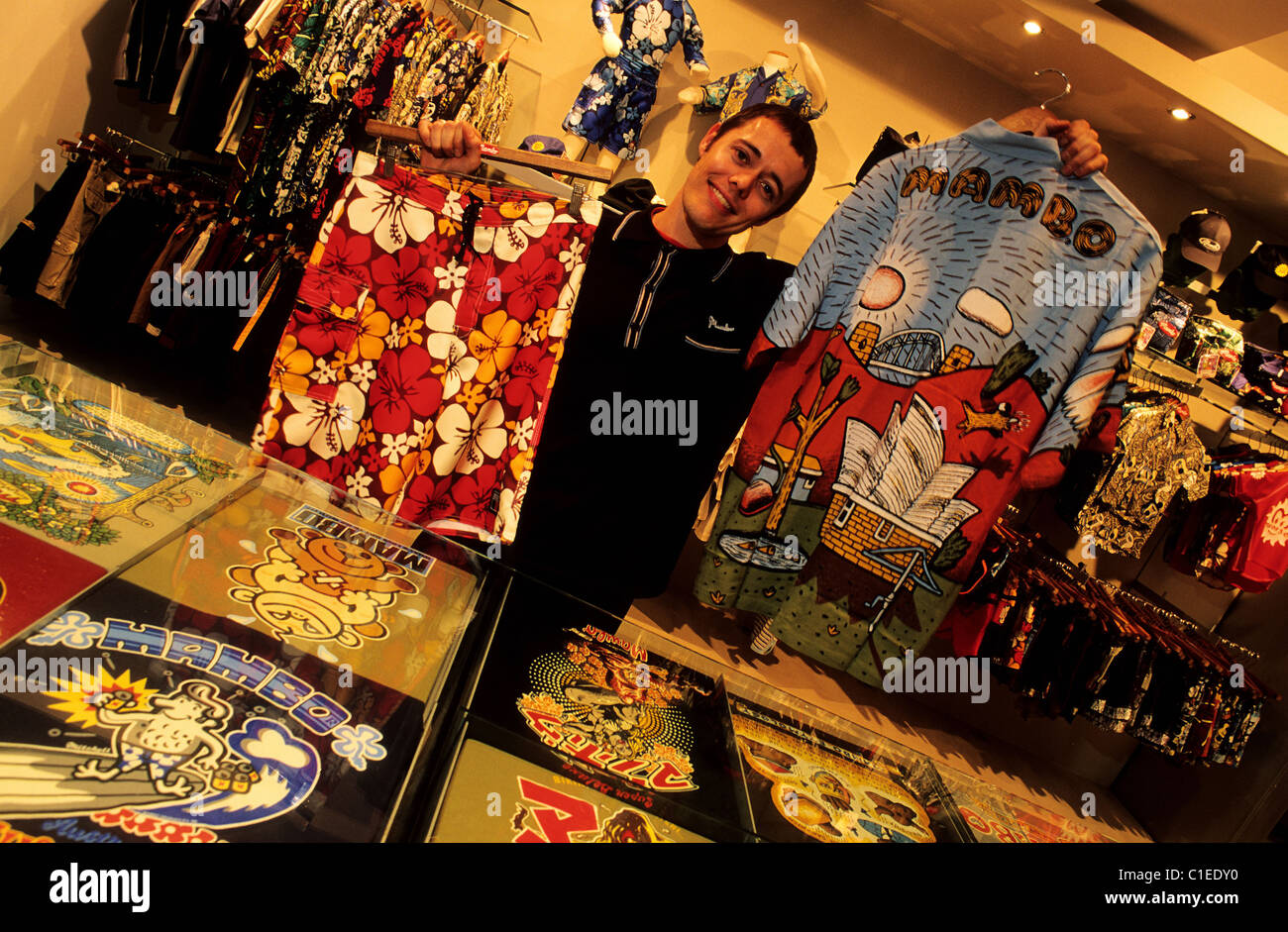 Australia, Sydney, Mambo shop in Oxford street, selling the surfer outfit  made in Australia Stock Photo - Alamy