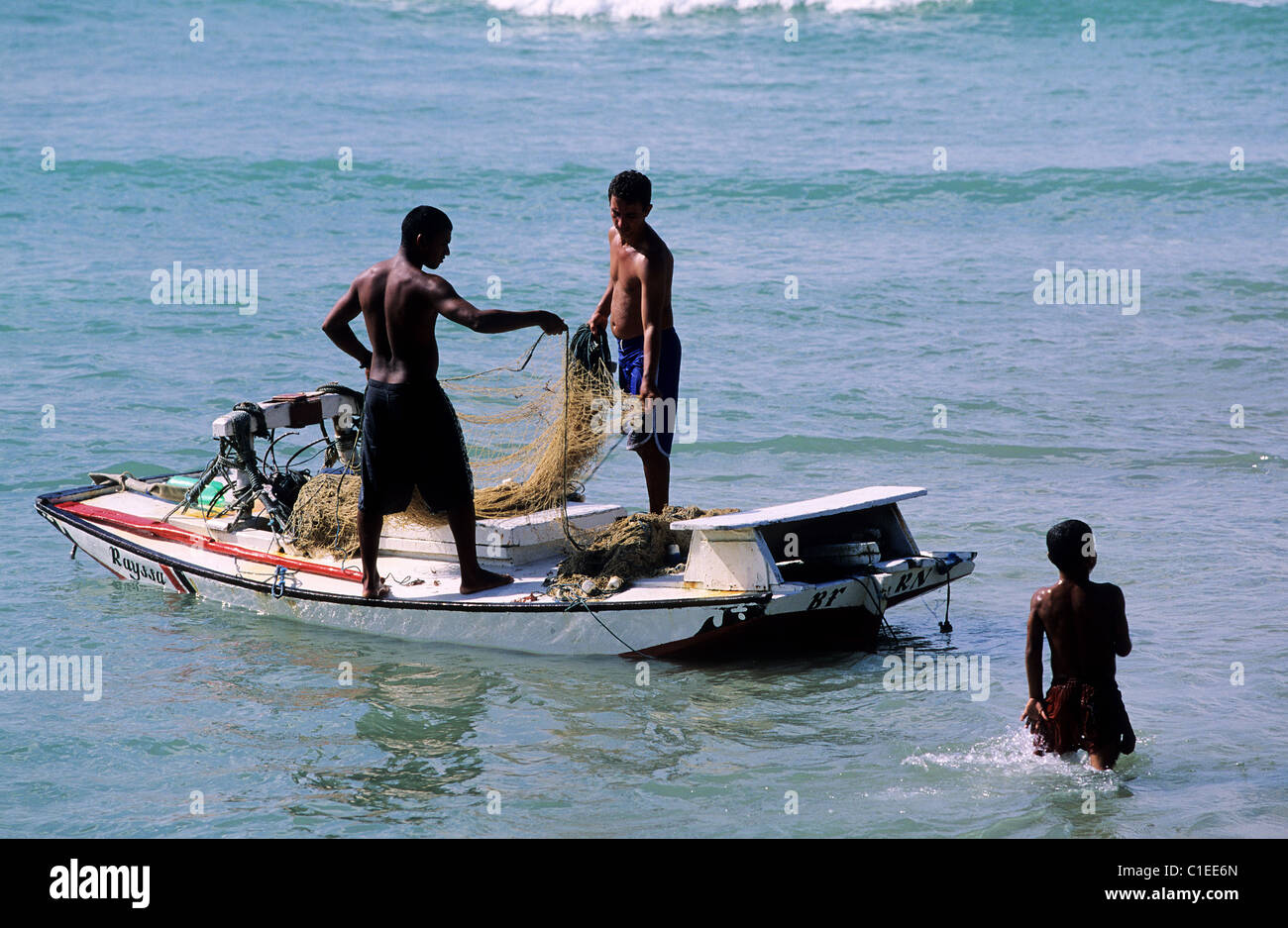 Brazil, Rio Grande do Norte, South of Natal, fishermen at Bahia Formosa Stock Photo