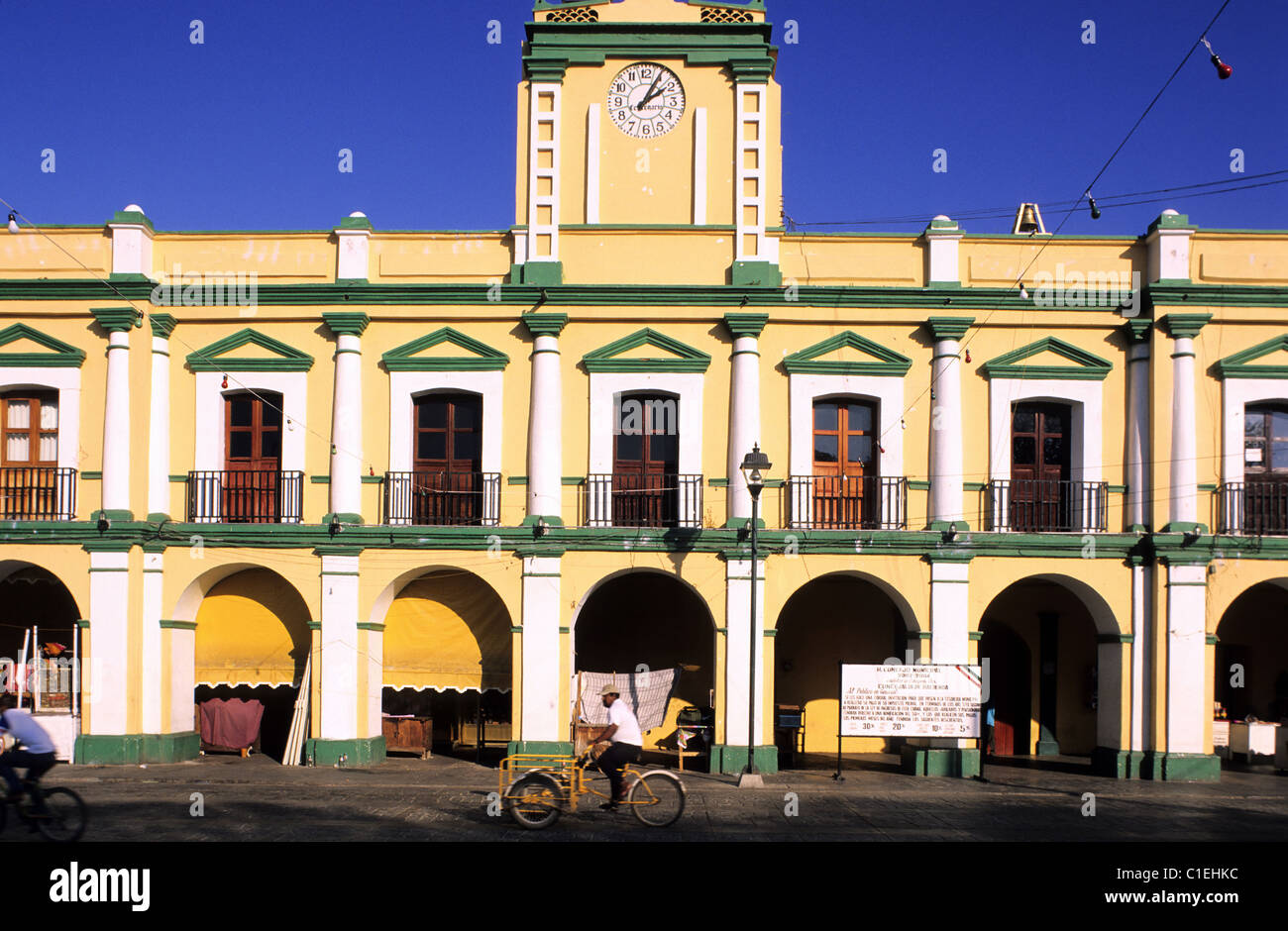 Mexico, Oaxaca State, Juchitan, zocalo arcades Stock Photo