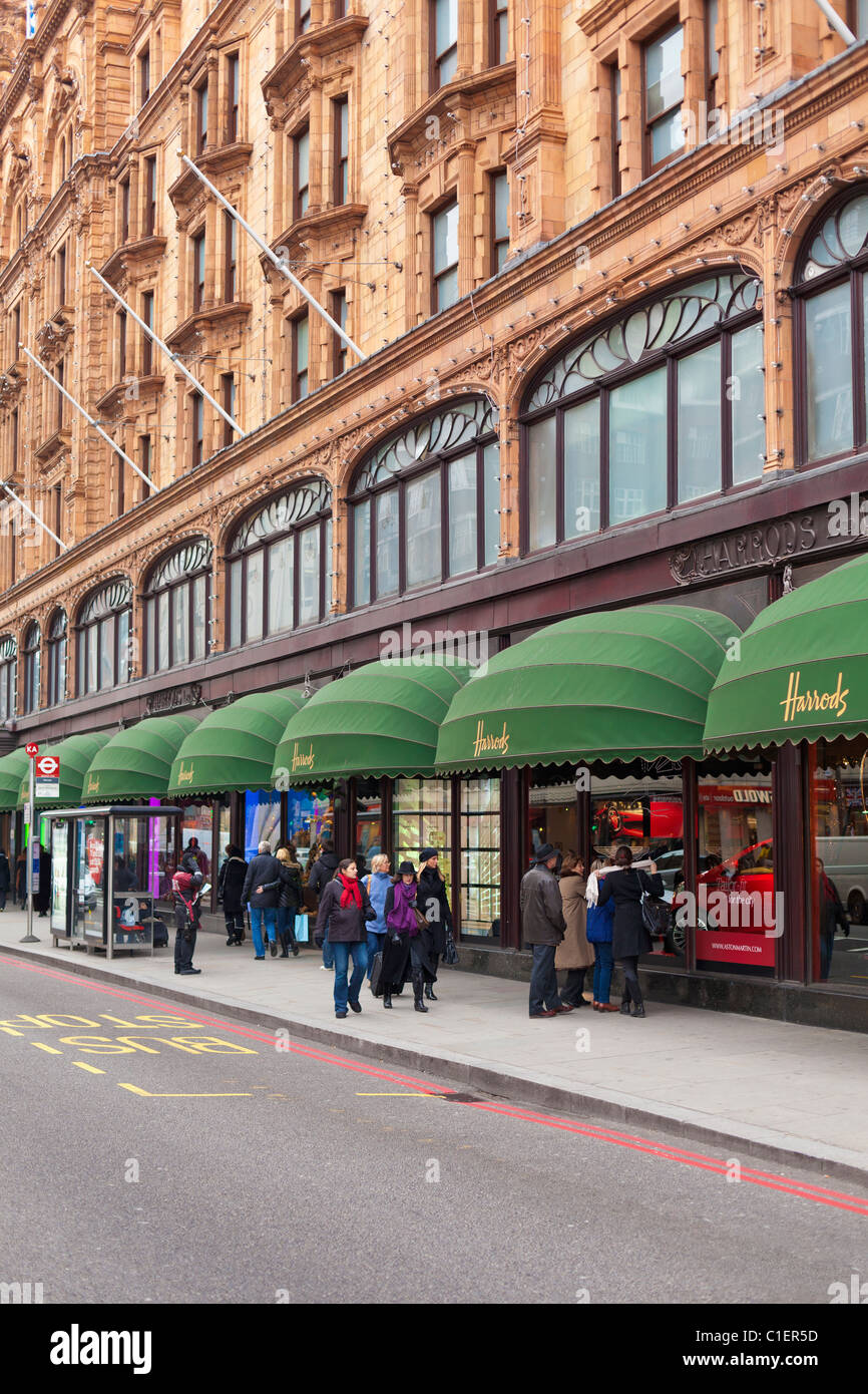 Harrods, luxury department store, London, England Stock Photo Alamy