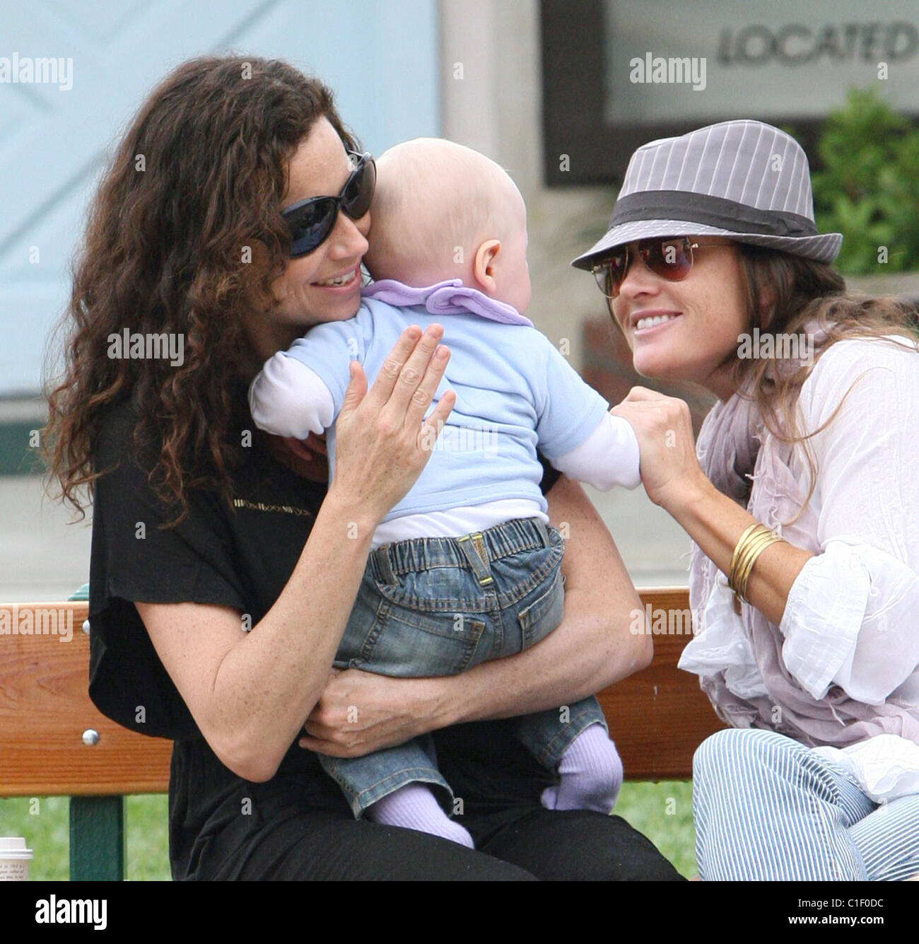 Minnie Driver takes her son baby Henry to Malibu Park on Mother's Day. Los Angeles, California, USA - 10.05.09 Stock Photo