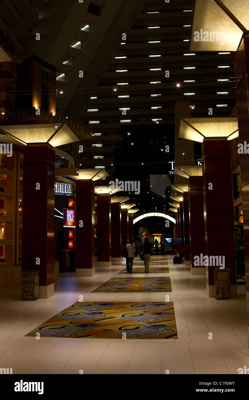 Luxor Hotel Las Vegas Inside Stock Photo Alamy