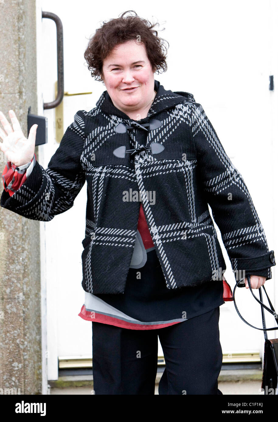 'Britain's Got Talent' phenomenon Susan Boyle in high spirits while leaving her home West Lothian, Scotland - 04.05.09 Stock Photo