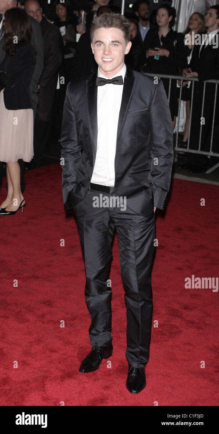 Jesse McCartney 'The Model As Muse Embodying Fashion' Costume