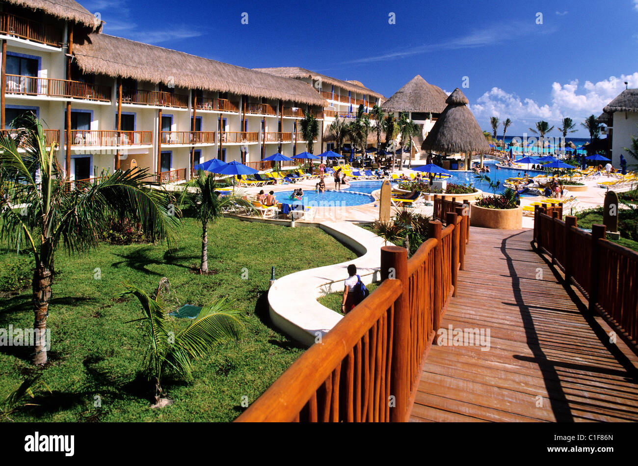 reef beach club playa del carmen