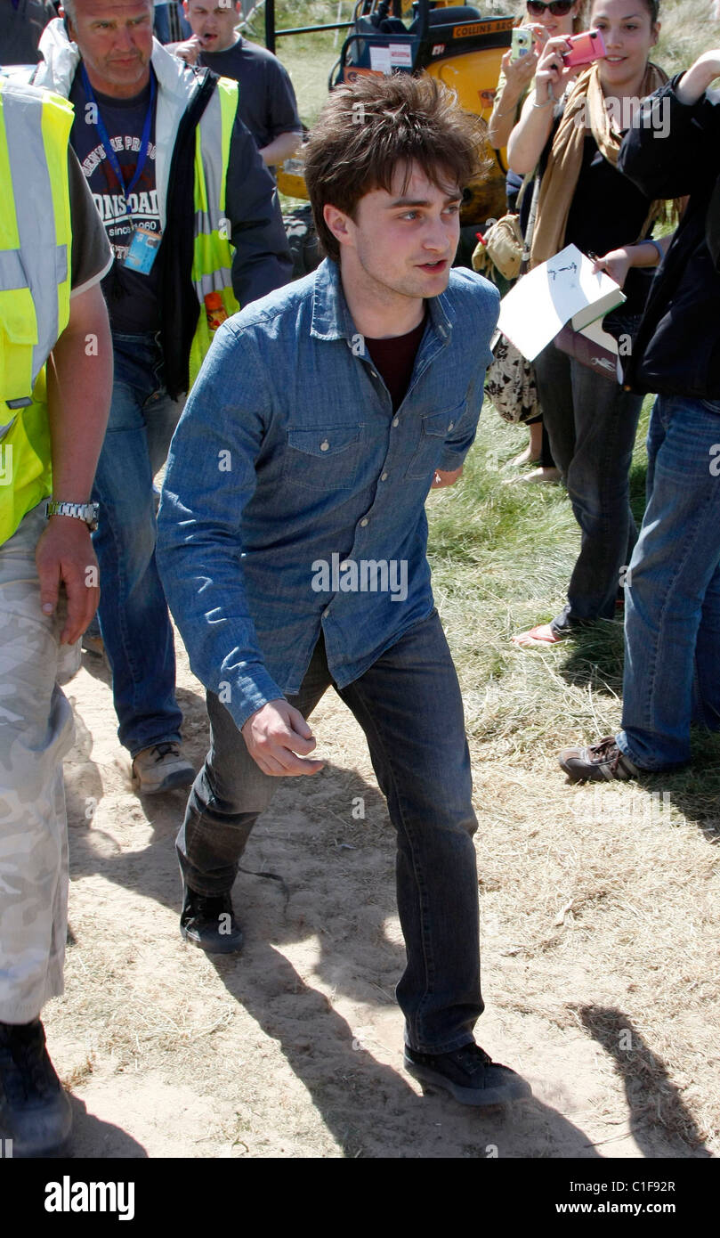 Daniel Radcliffe who plays Harry Potter filming the the burial scene of