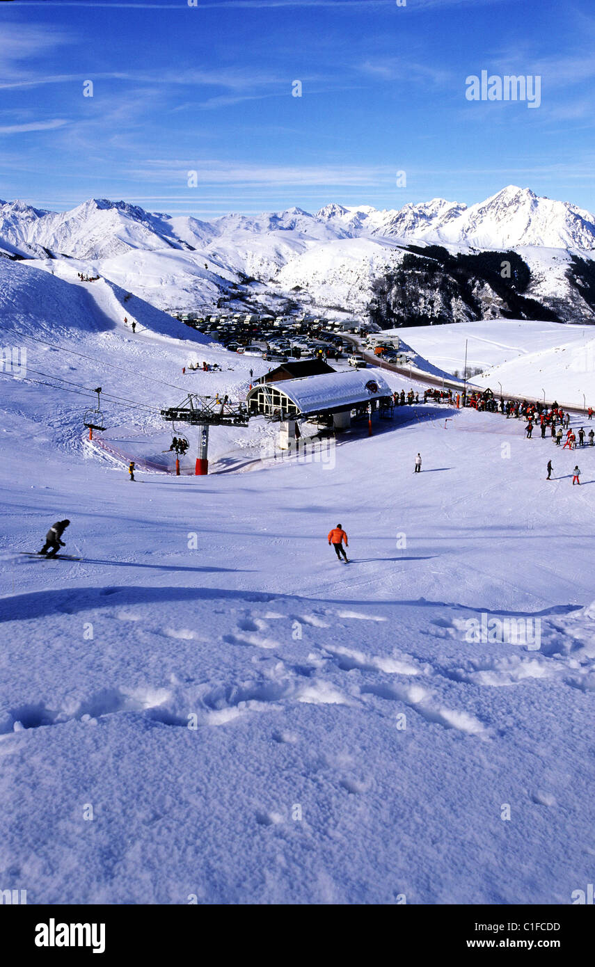 France, Hautes Pyrenees, ski resort of Peyragudes, Peyresourde slopes ...