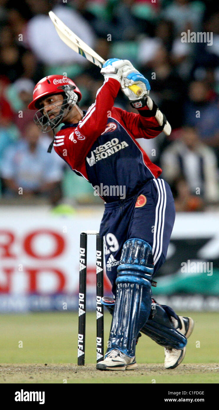 Bowler of delhi daredevils hi-res stock photography and images - Alamy