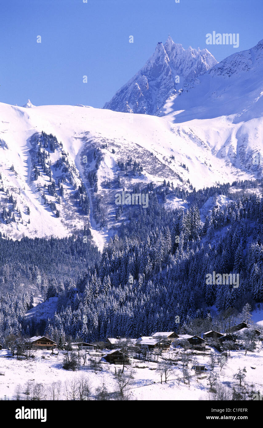 France, Haute Savoie, view of the Mont Blanc massif from the village of Saint Nicolas de Veroce Stock Photo