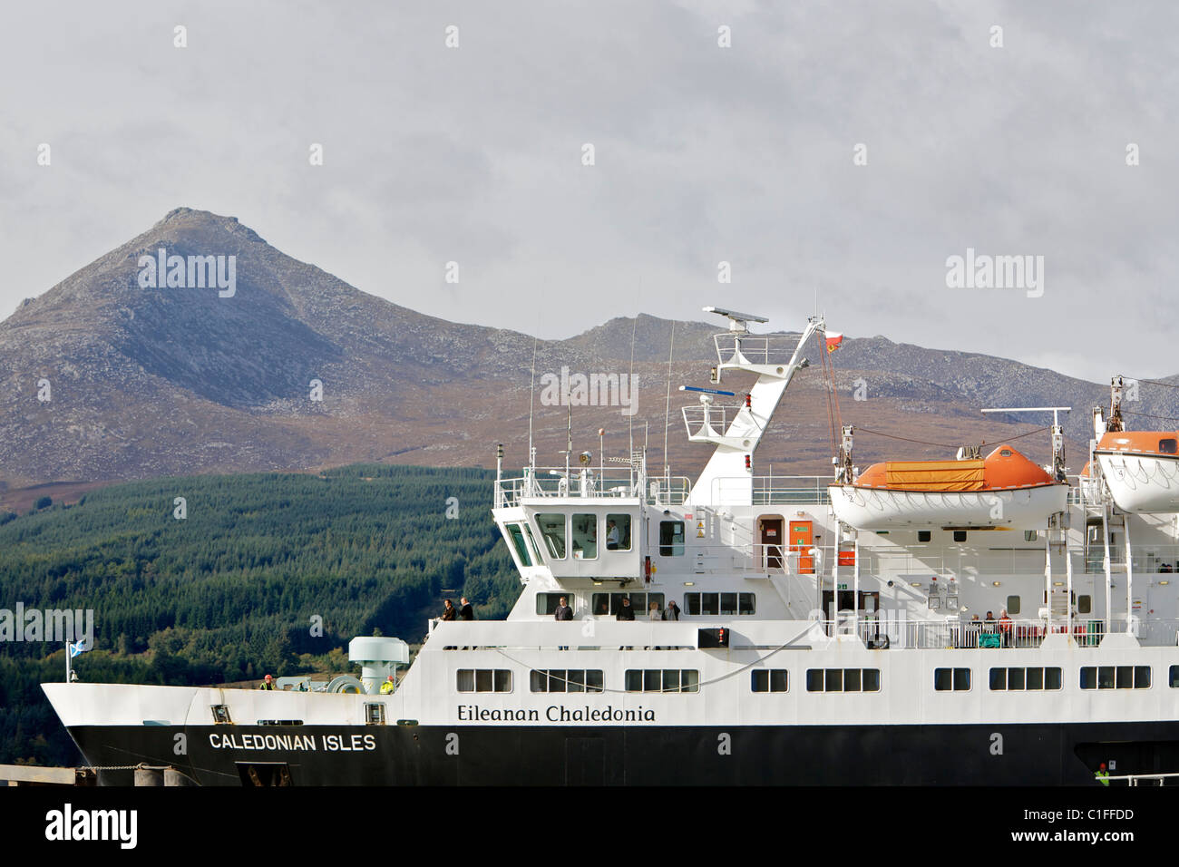 Isle of Arran ferry beneath Goatfell Stock Photo Alamy