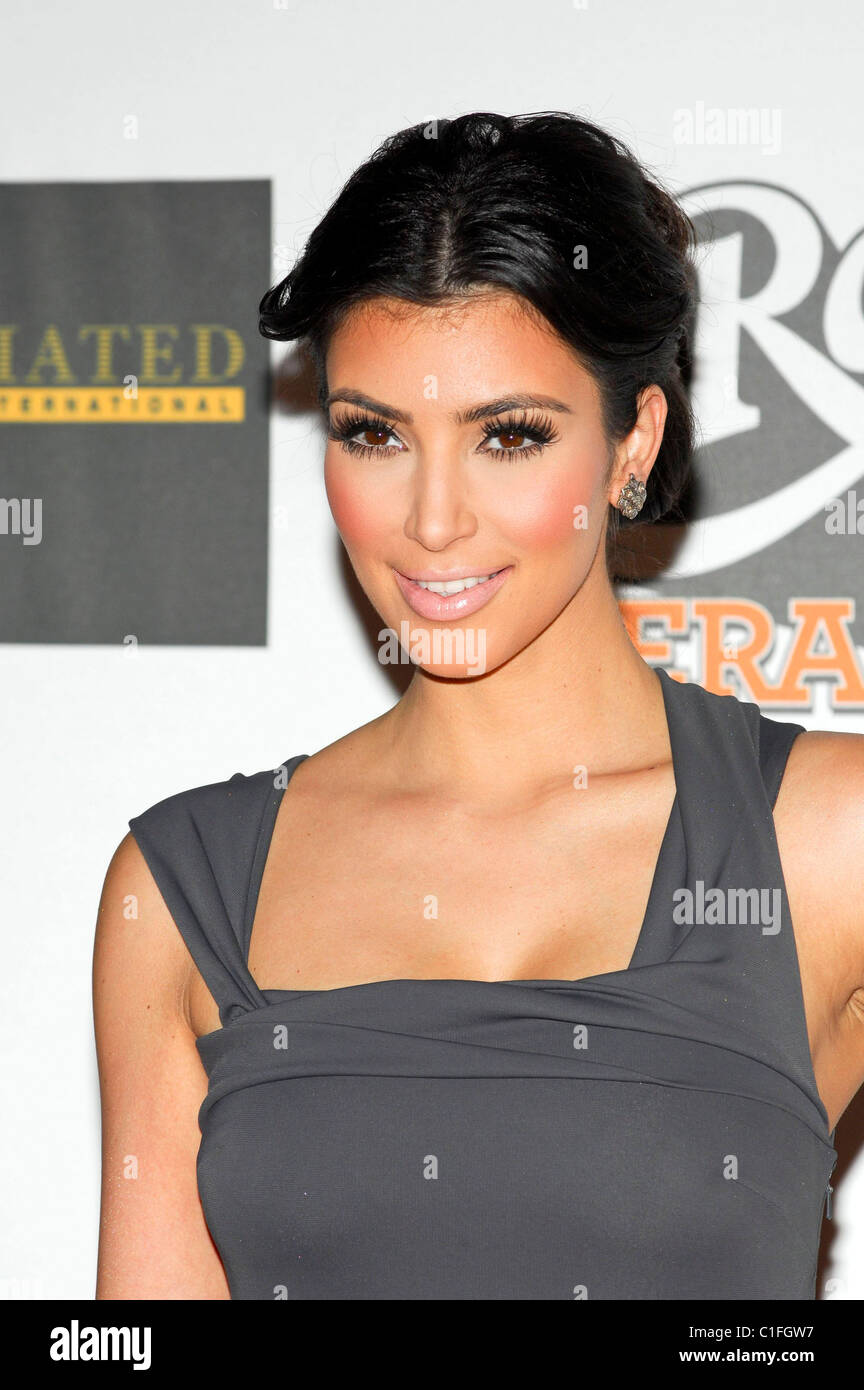 Kim Kardashian The 16th annual Race to erase MS held at the Hyatt
