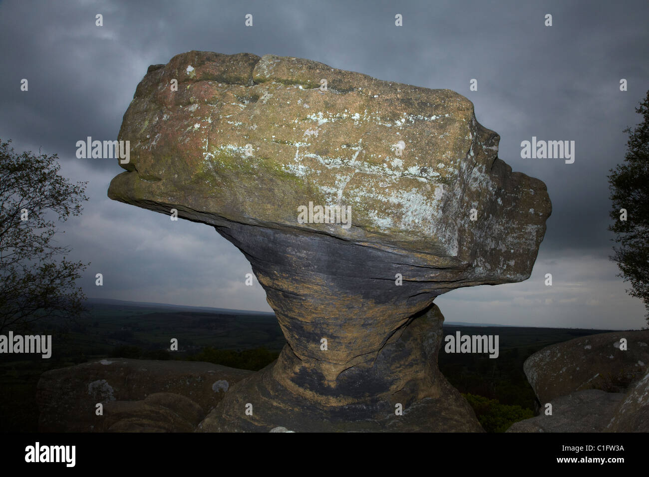Brihm Rks Brimham rock balancing hi-res stock photography and images - Alamy
