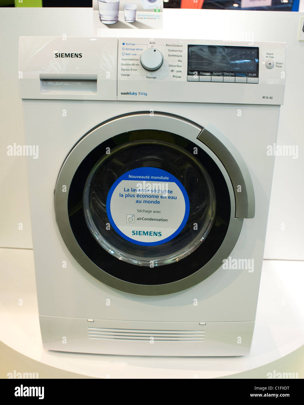 Paris, France, energy saving domestic appliances, Siemens Washing Machine on Display Stock Photo
