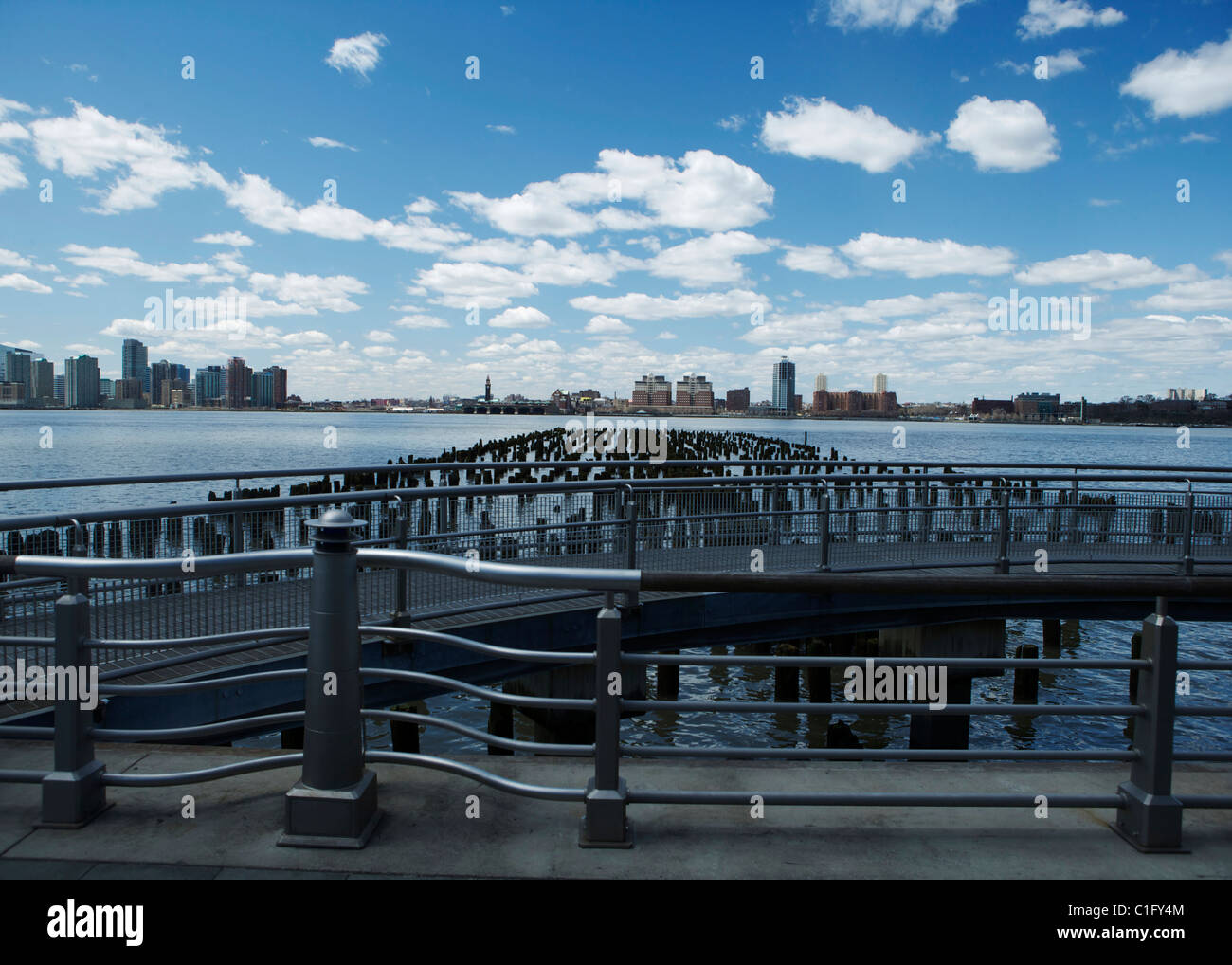 Bronx skyline hires stock photography and images Alamy