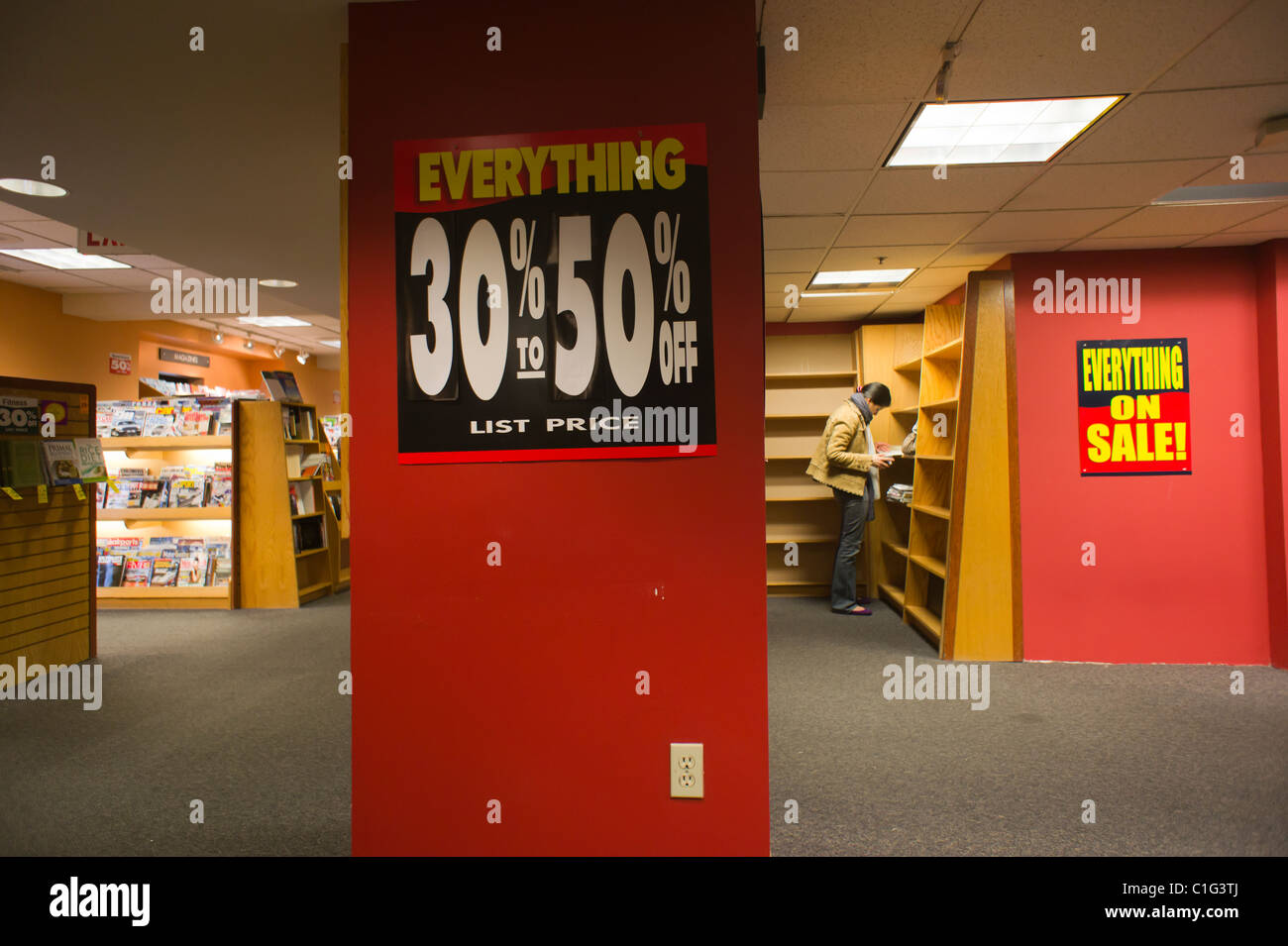 Customers in the Borders bookstore on Park Avenue in New York Stock