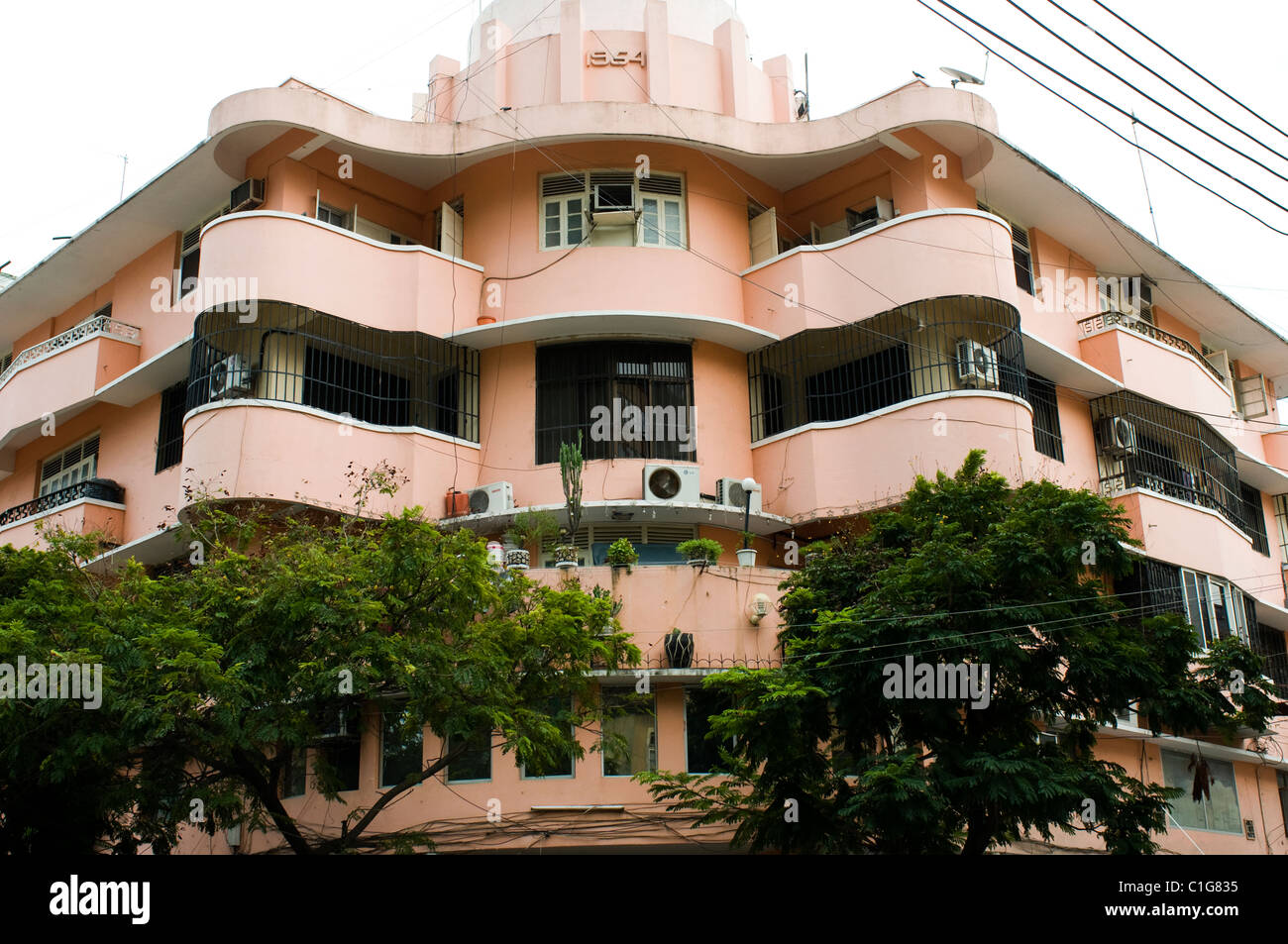 art deco apartment block, dar es salaam, tanzania Stock Photo Alamy