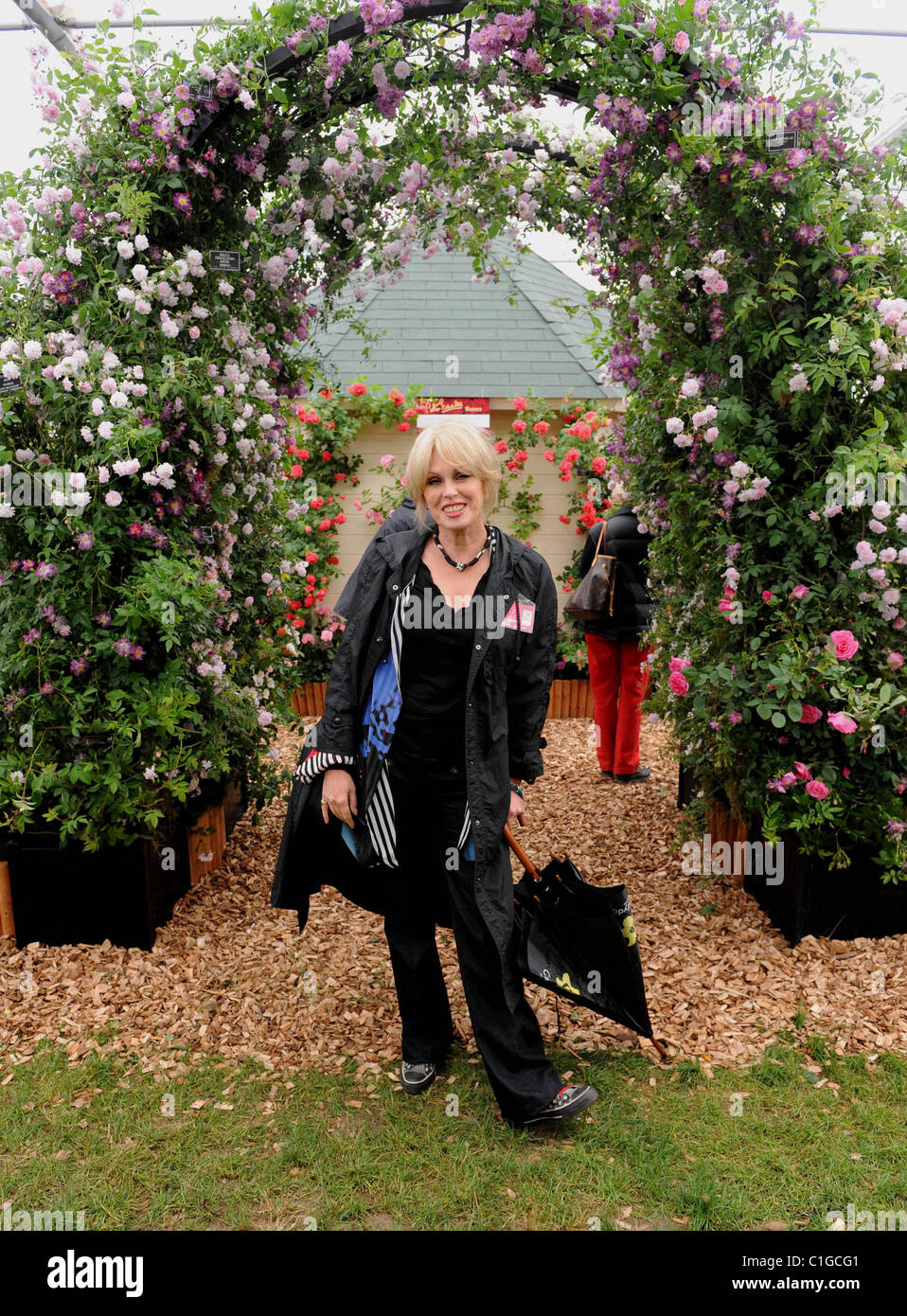 Joanna Lumley Chelsea Flower Show 2009- Press and VIP preview day