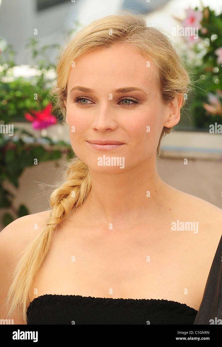 Diane Kruger 2009 Cannes International Film Festival - Day 8 'Inglourious  Basterds' - Photocall Cannes, France - 20.05.09 Stock Photo - Alamy