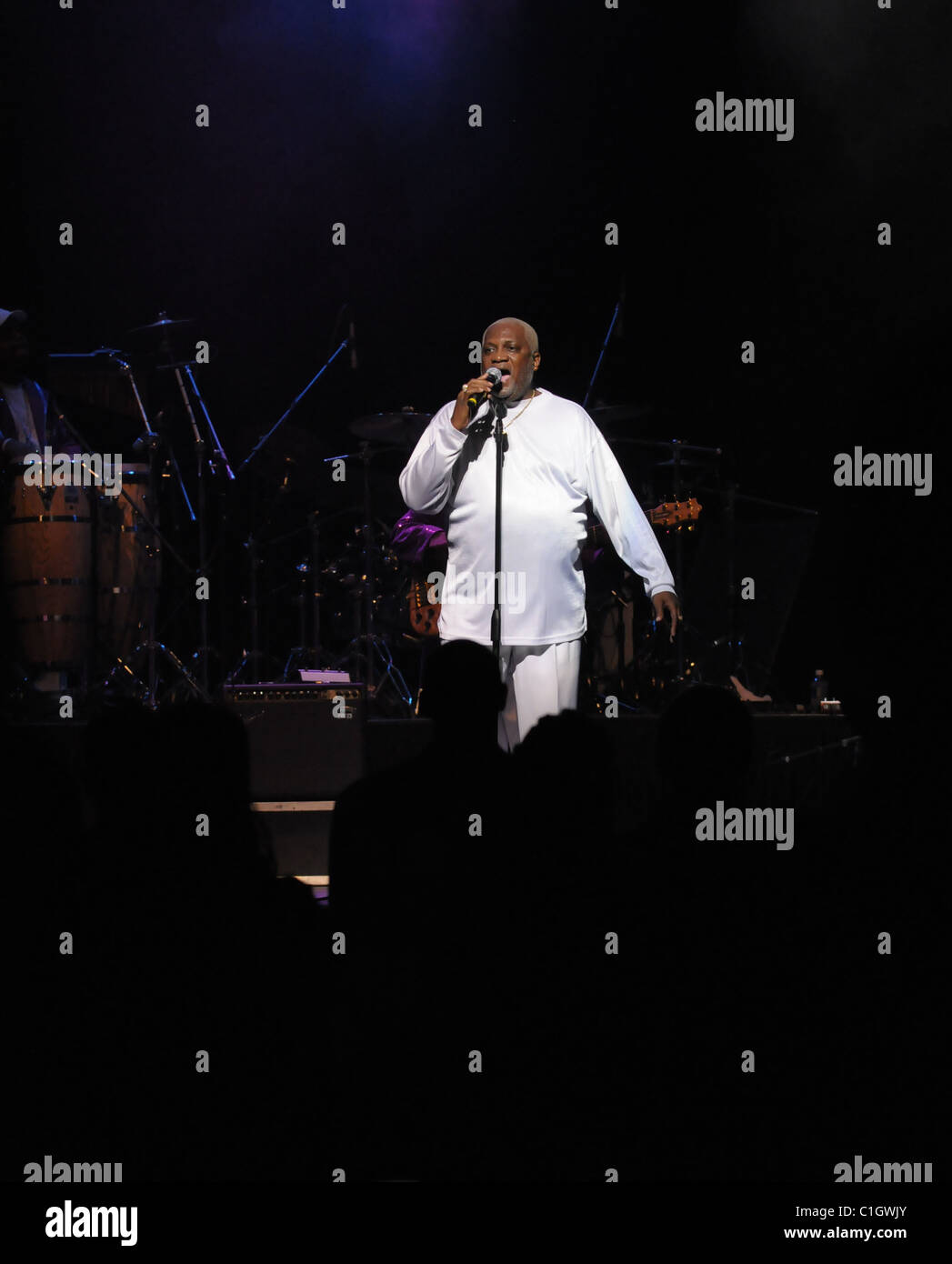 Mel Waiters The Legends Tour concert at the James L. Knight center Miami,  Florida - 30.05.09 Stock Photo - Alamy