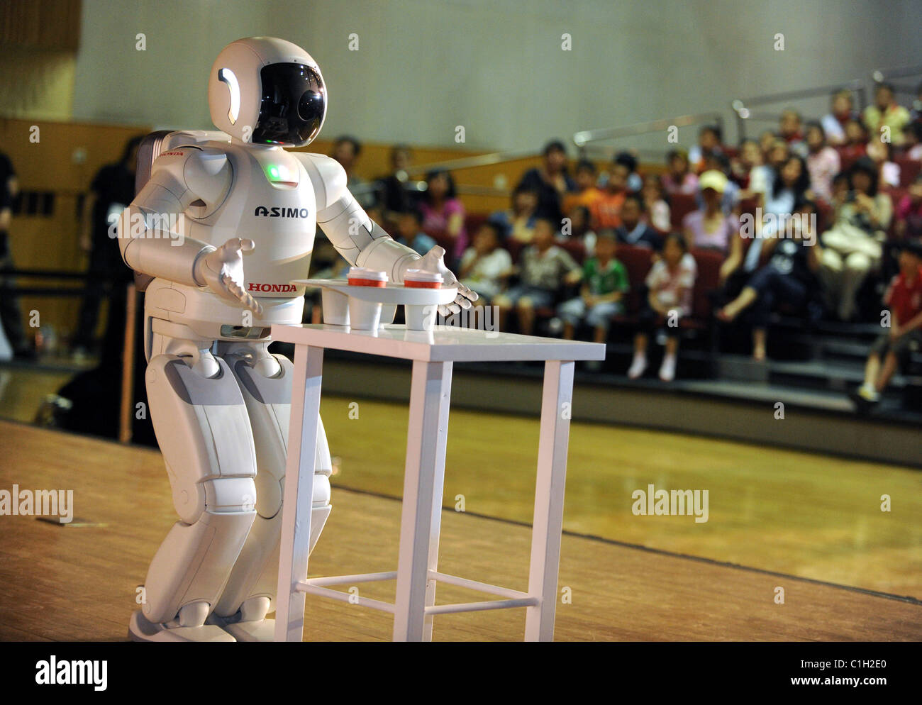 walking talking robot