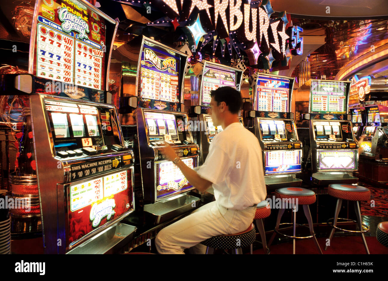 The Casino Of The Cruise Liner Explorer Of The Seas Stock Photo Alamy The Casino Of The Cruise Liner Explorer Of The Seas Stock Photo Alamy
