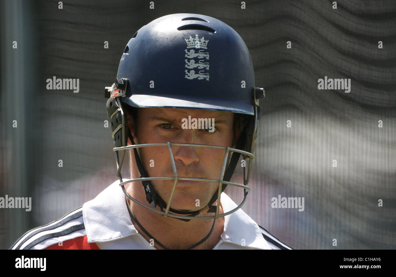 Andrew Strauss in the nets during the England training session at Lord's in preparation for the second Ashes test Stock Photo