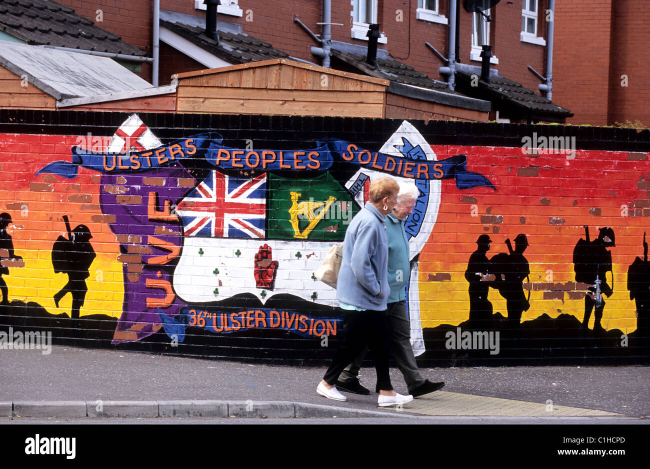 United Kingdom, Northern Ireland, Belfast, loyalist murals in the protestant Docks area Stock Photo