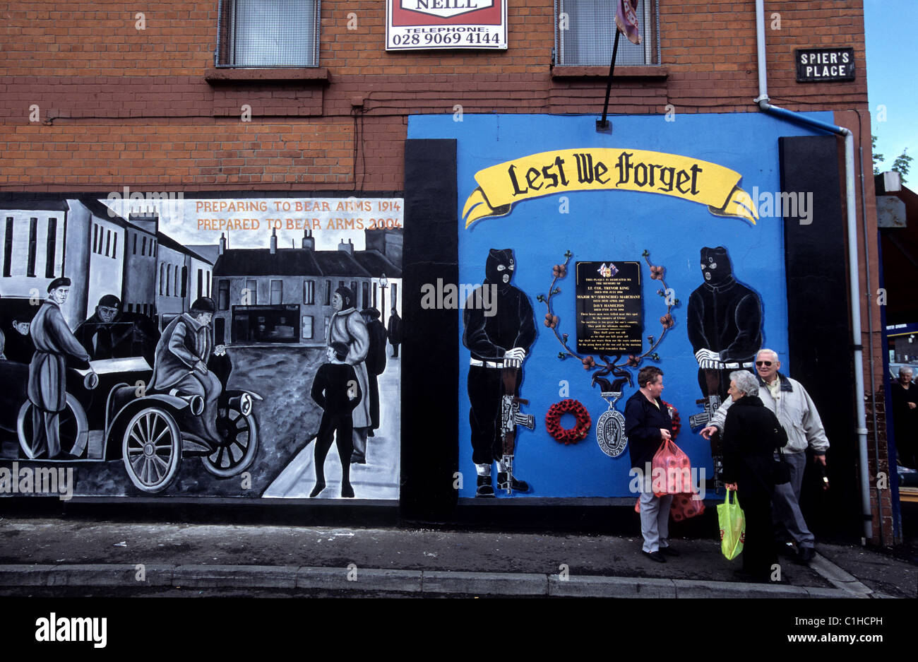 United Kingdom, Northern Ireland, Belfast, loyalist murals in the protestant Shankill area Stock Photo