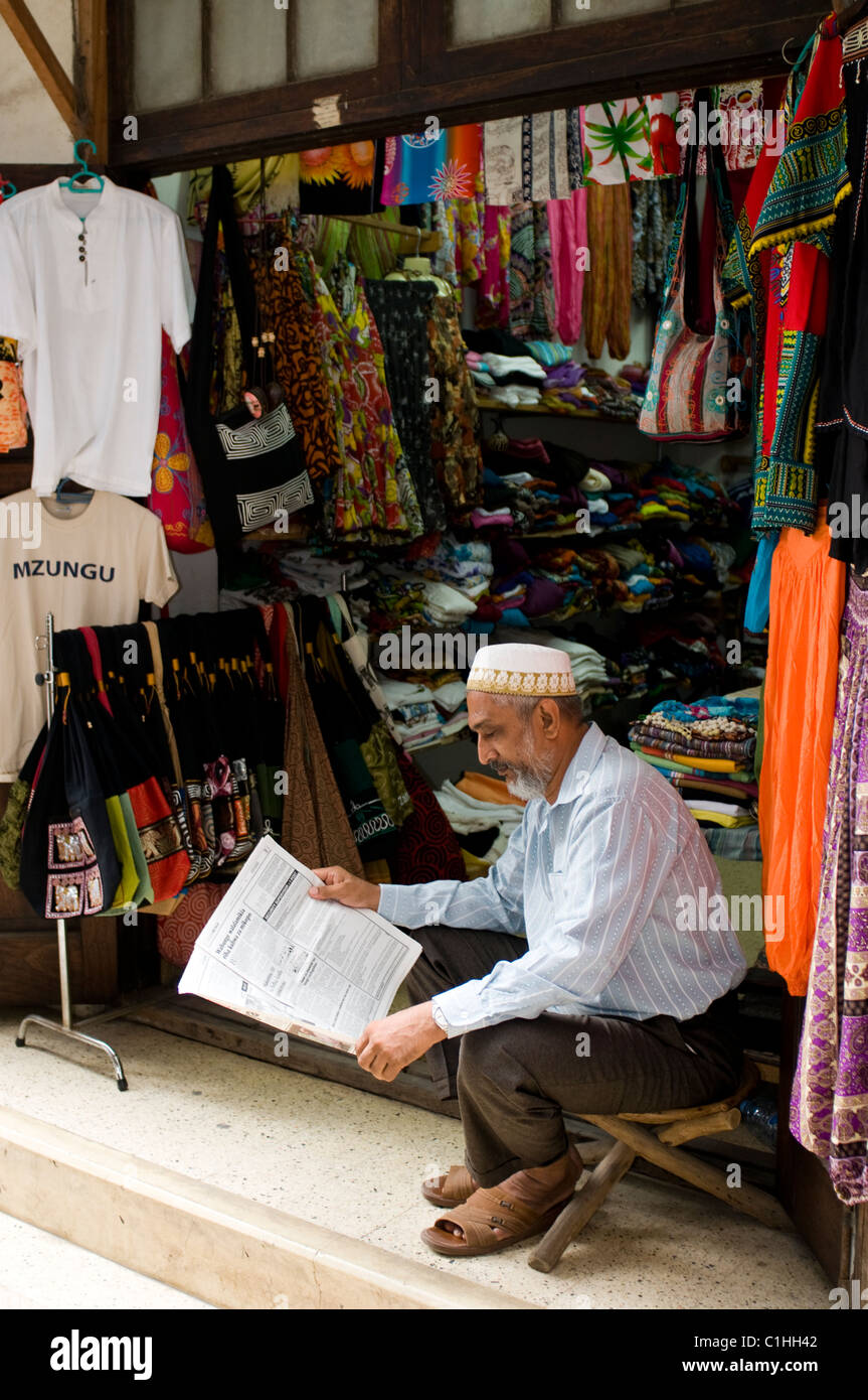 Craft store, Zanzibar, Tanzania Stock Photo Alamy