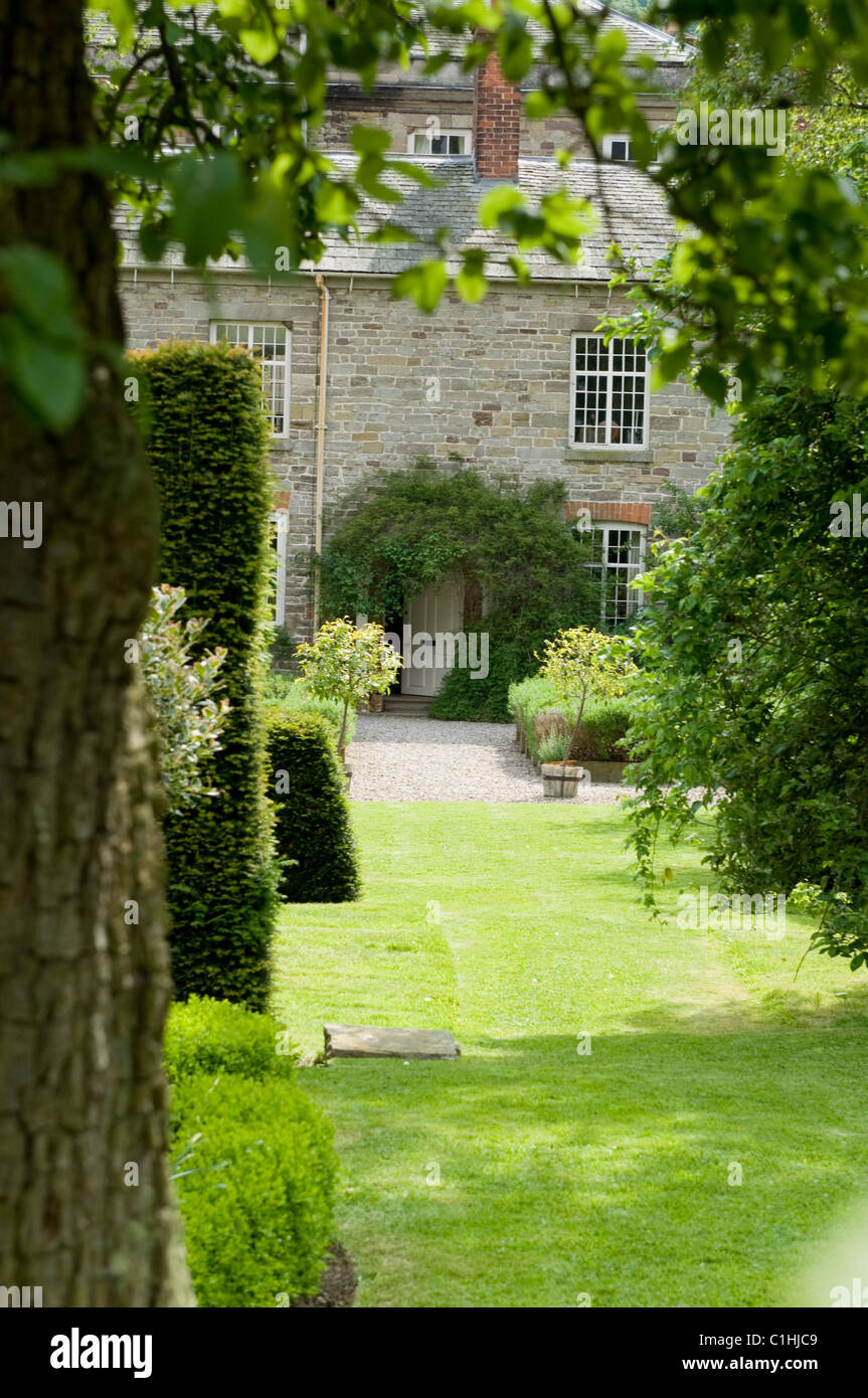The Dower House, Morville, Shropshire, home of the gardening, Katherine