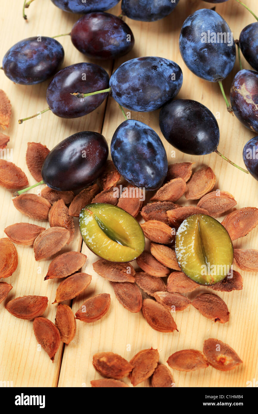 Damson plum hires stock photography and images Alamy