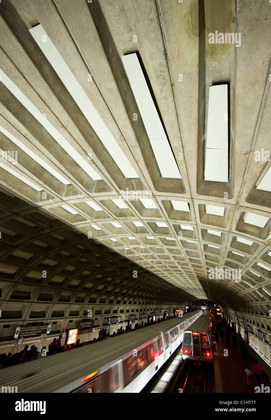 The Washington DC subway Metro Rail train and tunnel Stock Photo