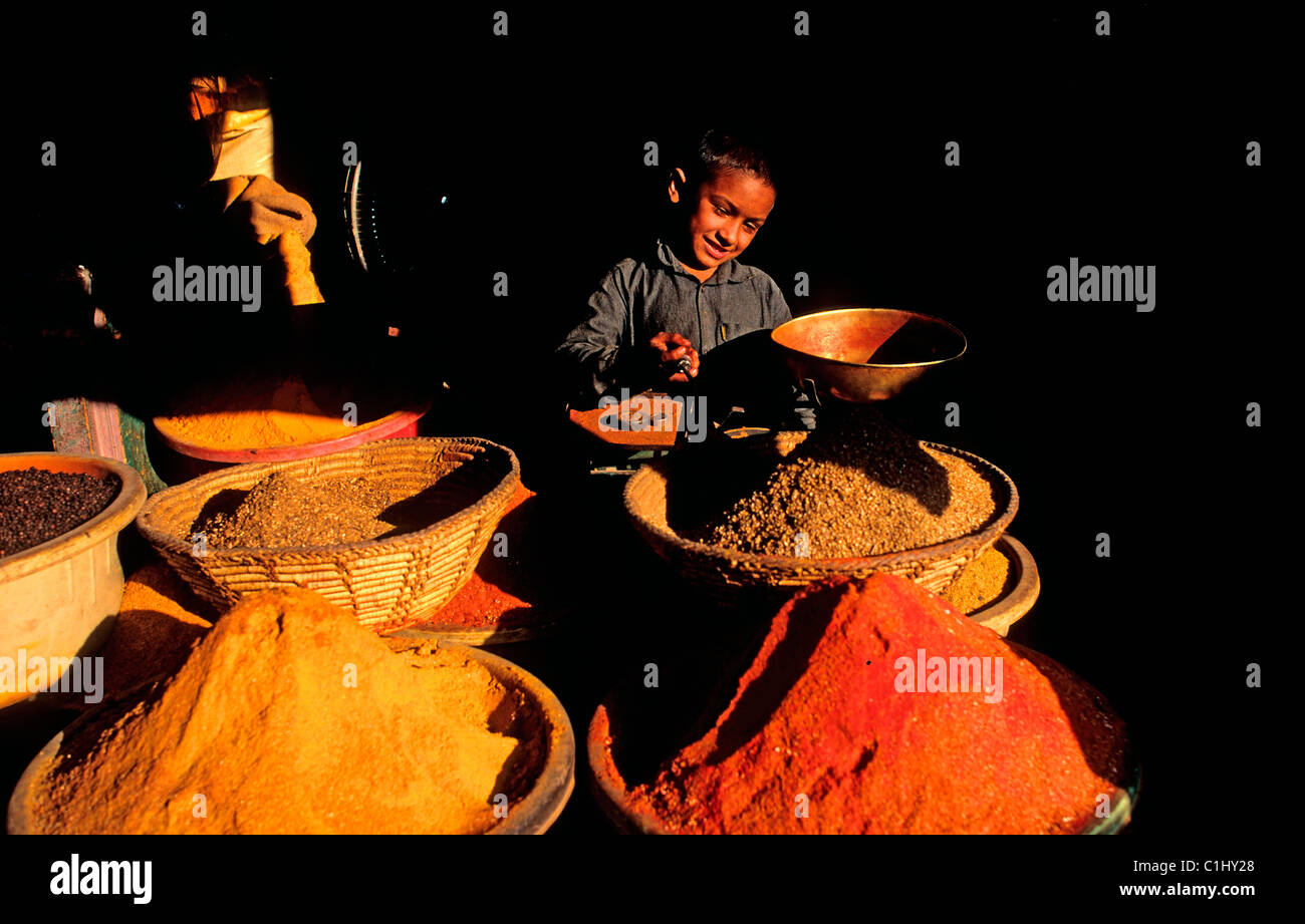 Pakistan spice market hires stock photography and images Alamy