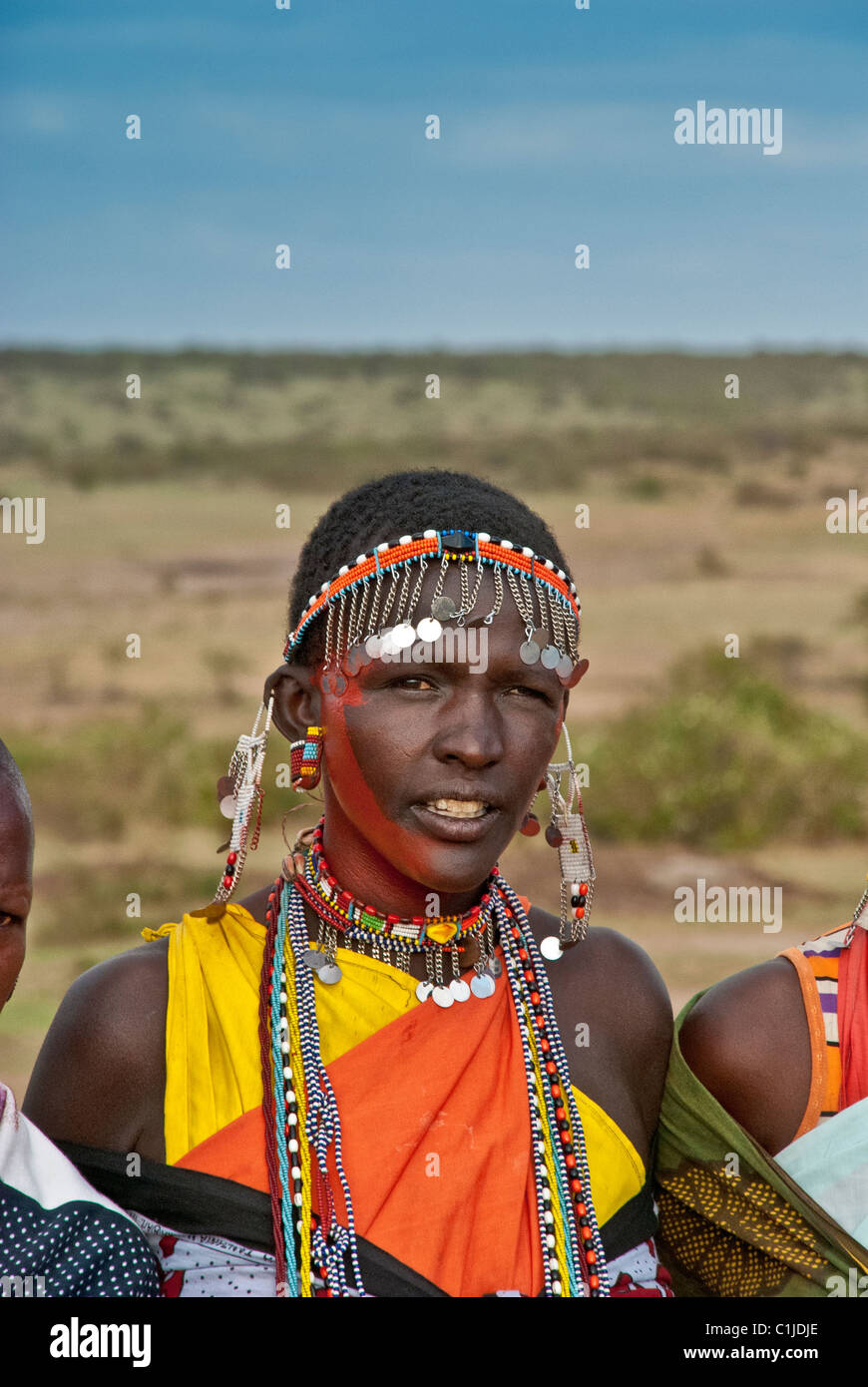 Young traditional masai lady hi-res stock photography and images - Alamy