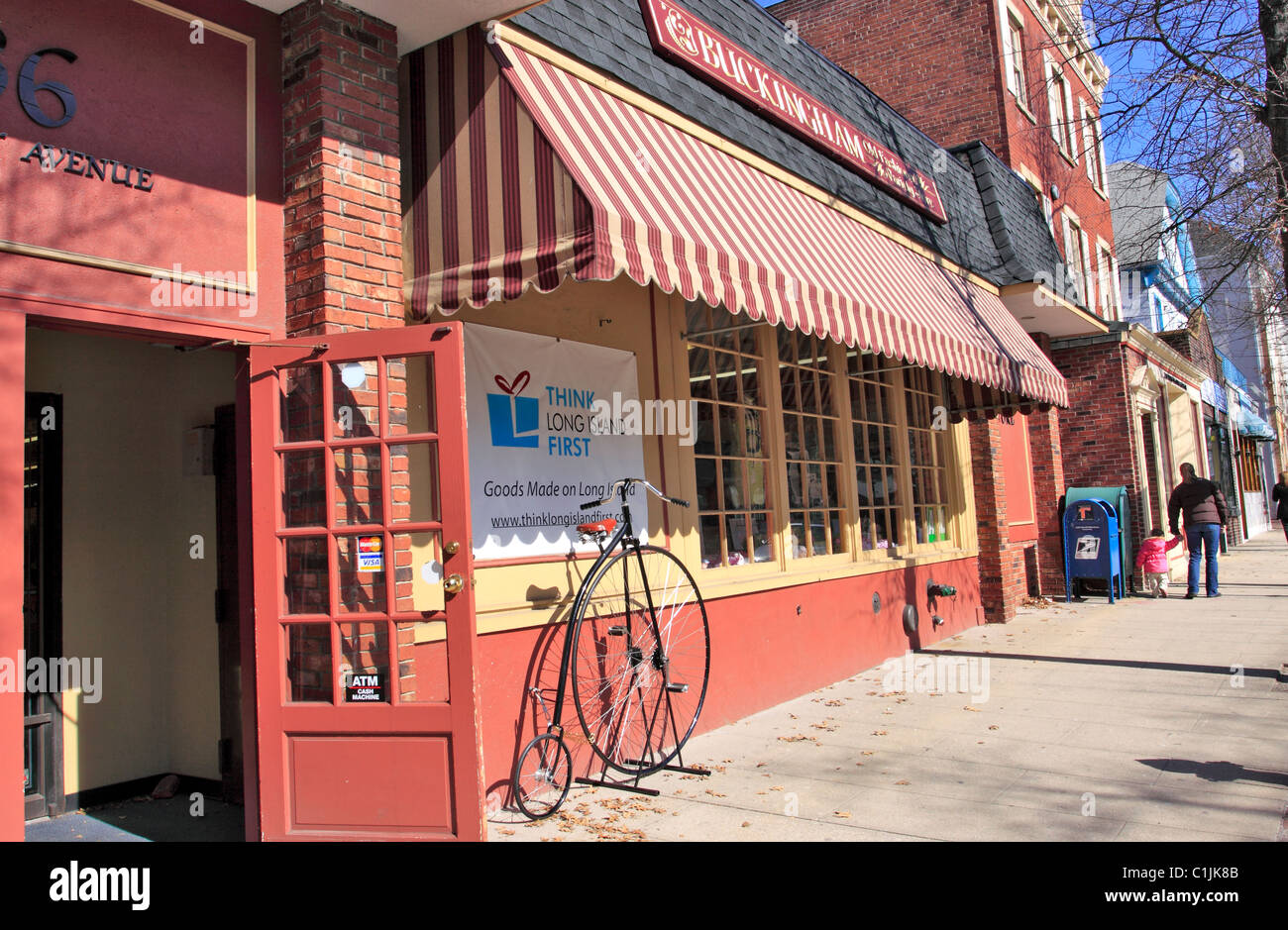Stores on Audrey Ave., Oyster Bay, Long Island, NY Stock Photo Alamy