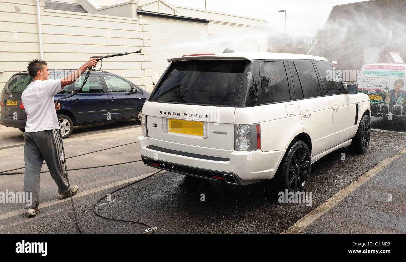 Katie Price aka Jordan visits a car wash in Brighton West Sussex