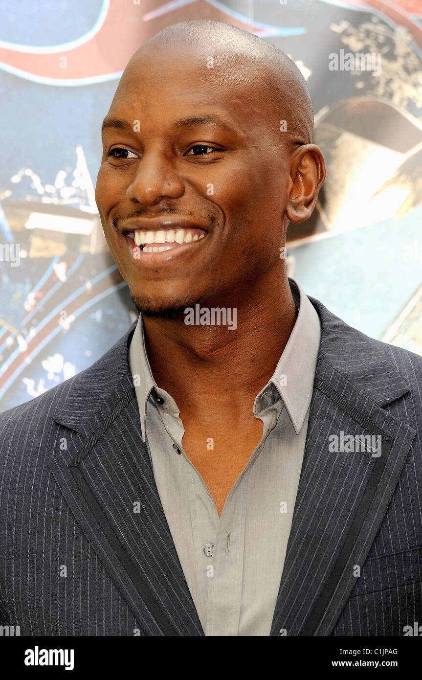 Tyrese Gibson Transformers: Revenge of the Fallen' photocall at ...