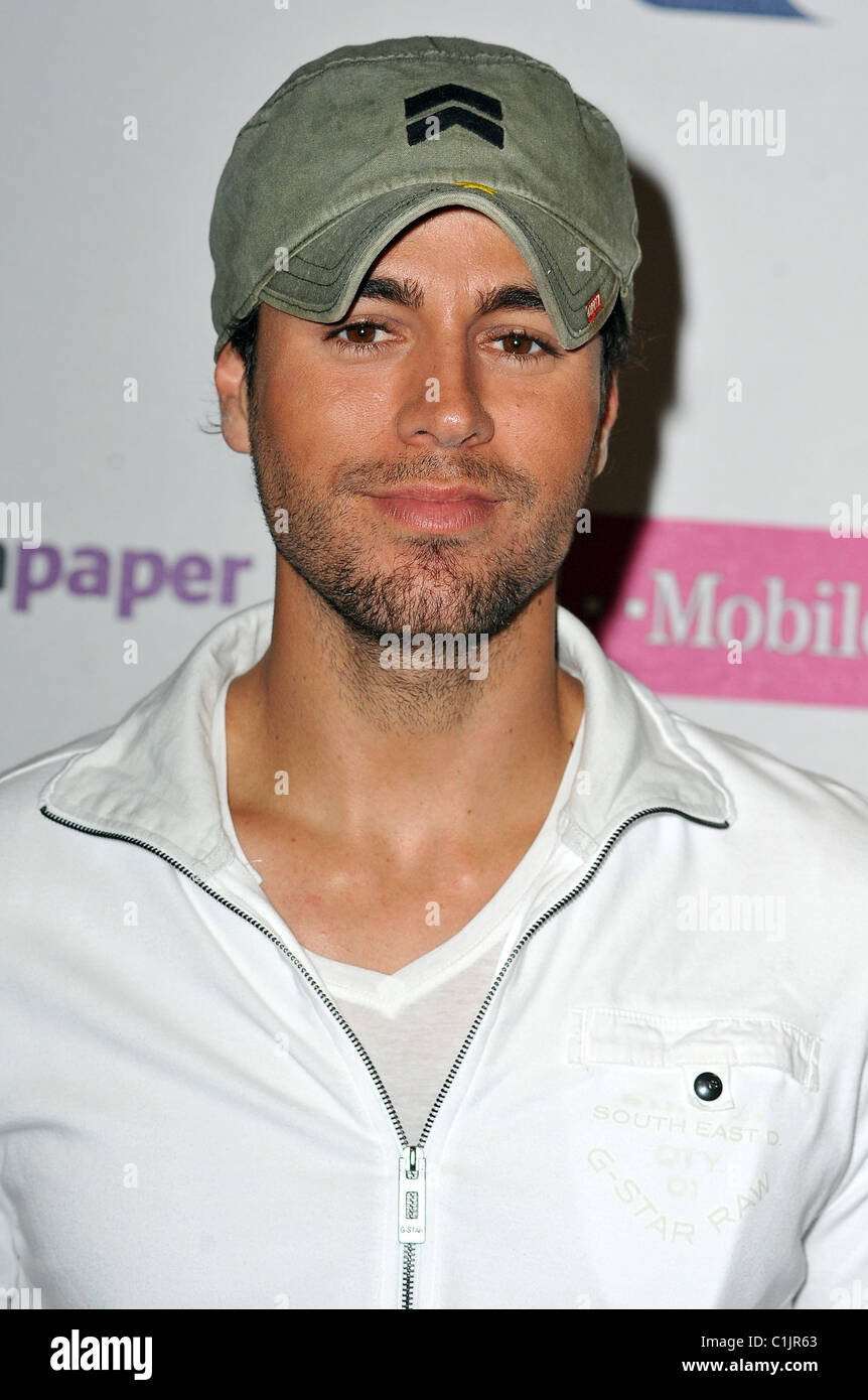 Enrique Iglesias Summertime Ball 2009 Held At The Emirates Stadium Press Room London England 07 06 09 Stock Photo Alamy