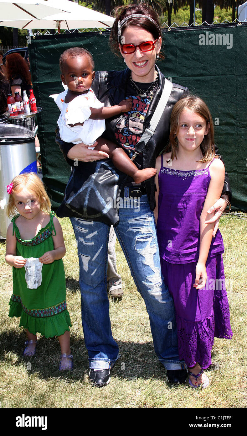 Joely Fisher and family Elizabeth Glaser Pediatric AIDS Foundation 20th Annual 'A Time For Heroes' Celebrity Carnival held at Stock Photo