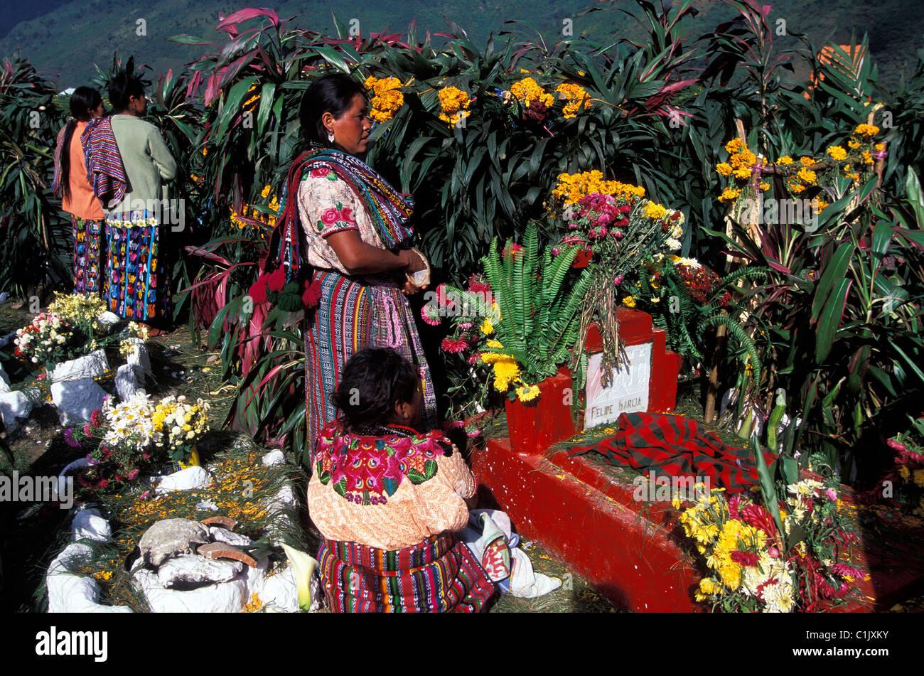 Guatemala, Western Cordillera, Quetzaltenango Department, Zunil, All Saint's Day in the cemetery Stock Photo