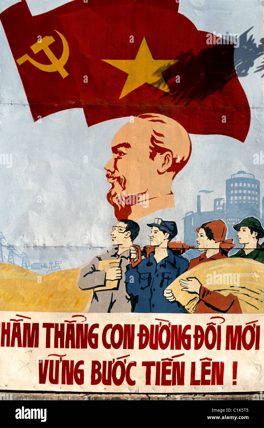 Hanoi, poster of Communism propaganda Stock - Alamy