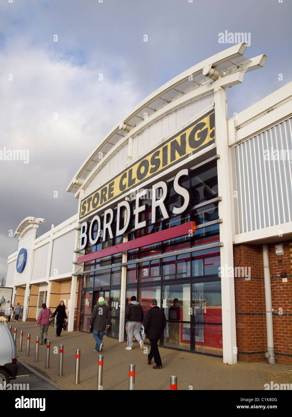 Closed down Borders book store at Deepdale Retail Park, Preston, England. Stock Photo