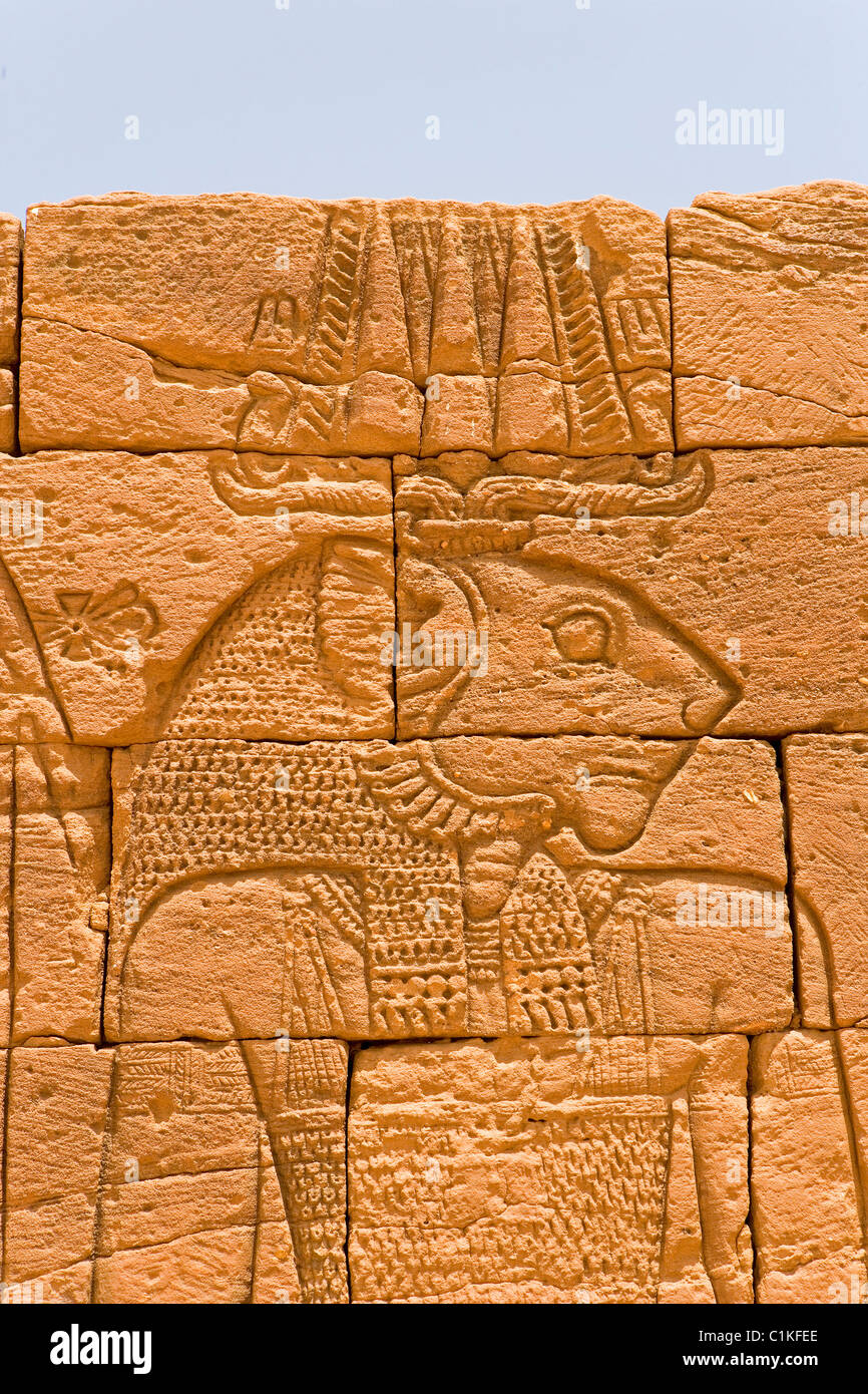 Sudan High Nubia Nahr-an-Nil Province temple consecrated to Apedemek a lion headed version of the Amun Egyptian God & Kiosk in Stock Photo