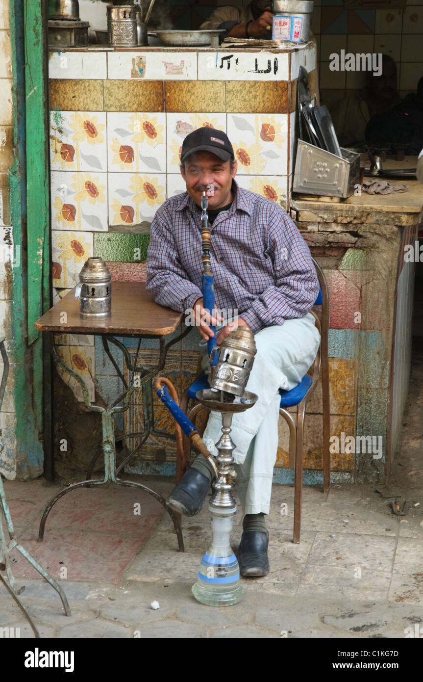 smoking a sheesha water pipe in Cairo Egypt Stock Photo Alamy