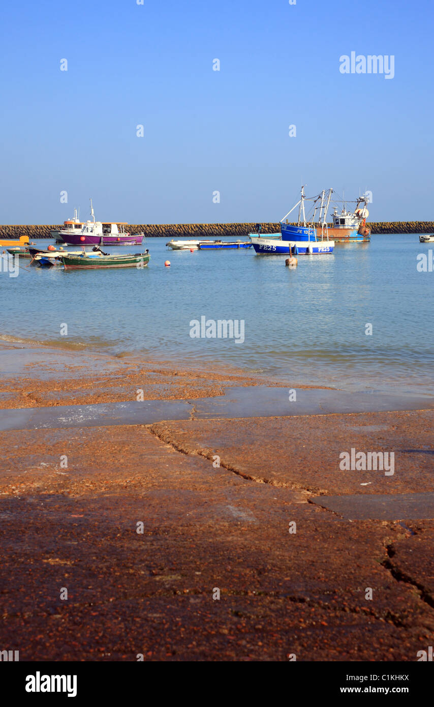 Folkestone fishing scene hi-res stock photography and images - Alamy