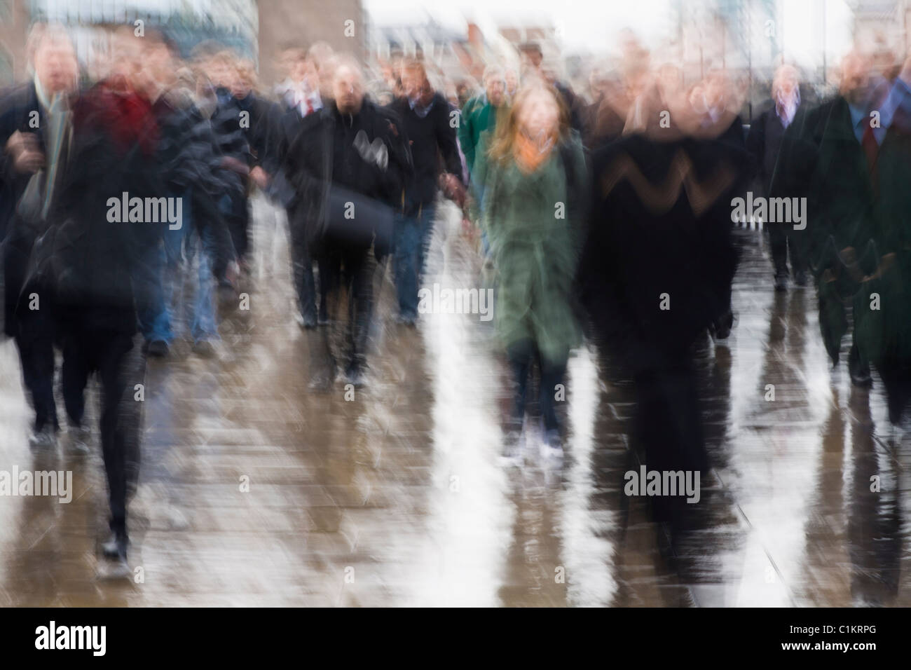 London crowd hi-res stock photography and images - Alamy
