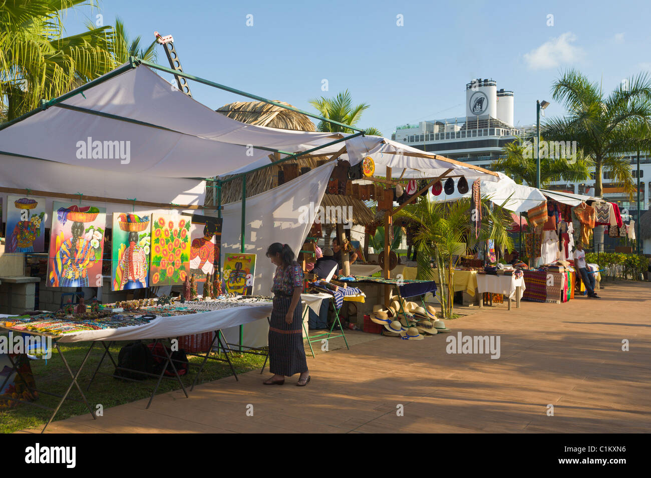 Holland America Cruise Ship High Resolution Stock Photography And Images Alamy