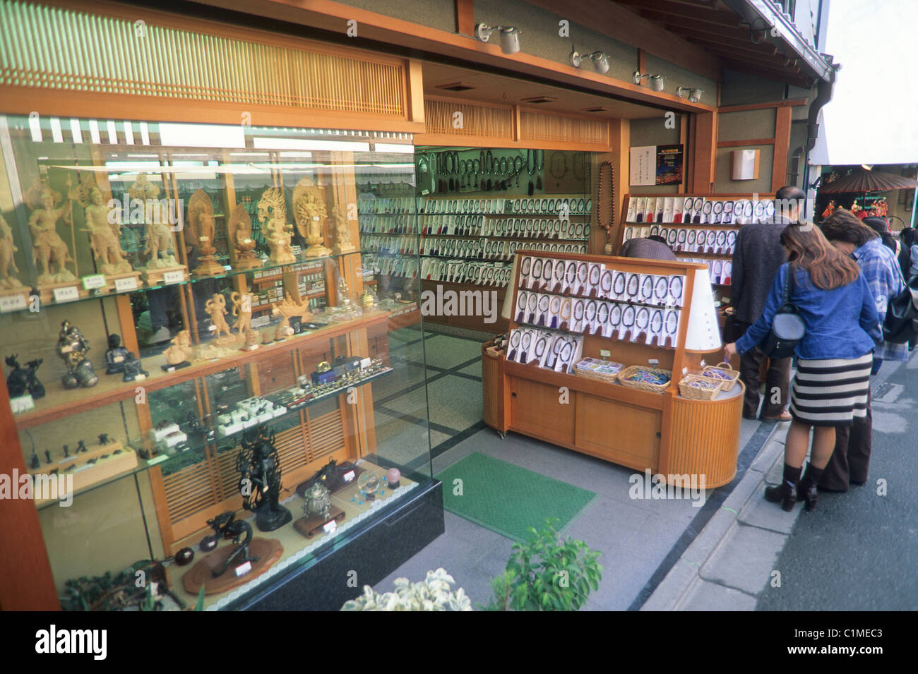 Elk148-1087 Japan, Kyoto, Higashiyama area, shop entry Stock Photo